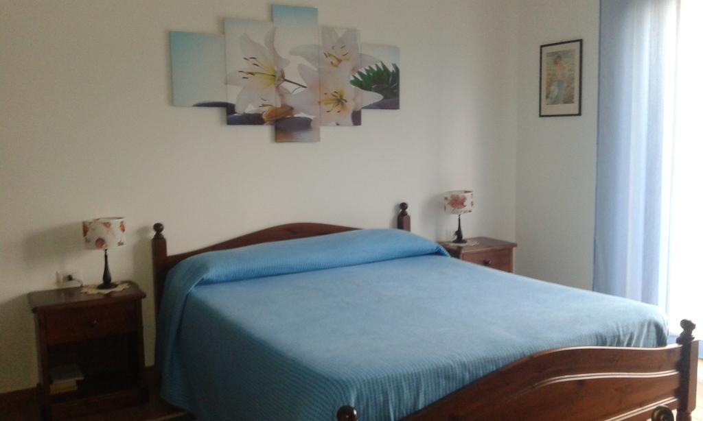 B&B La Coccarda CastellʼAlfero Kamer foto